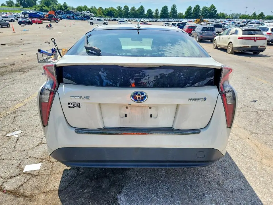 2016 TOYOTA PRIUS THREE  