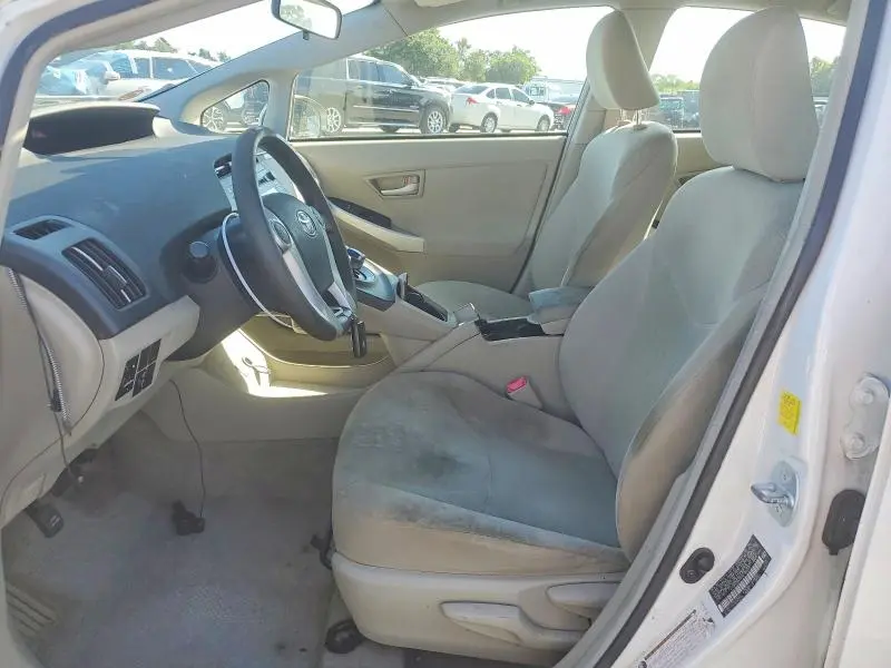 2010 TOYOTA PRIUS II  