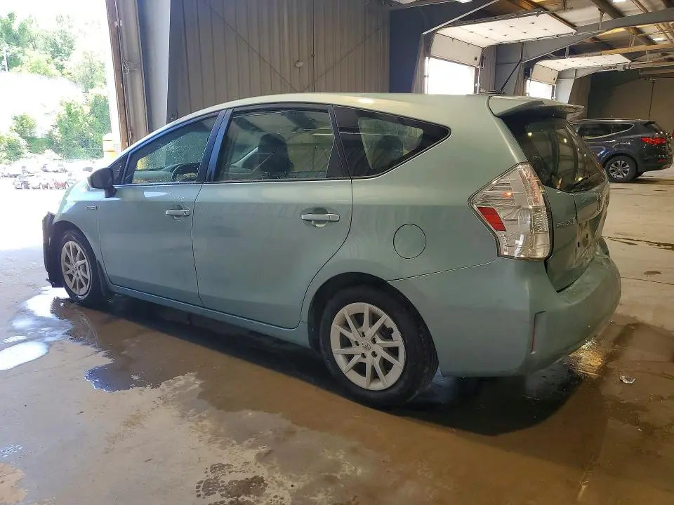 2014 TOYOTA PRIUS   