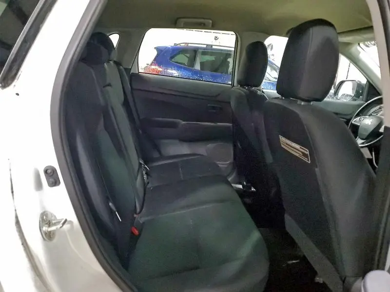 2015 MITSUBISHI OUTLANDER SPORT ES  