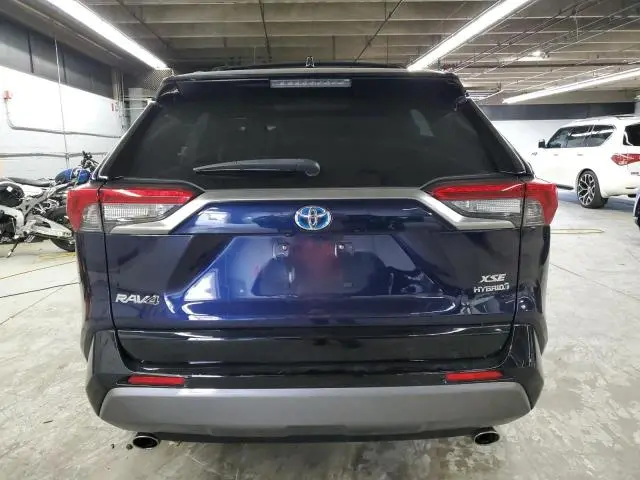 2020 TOYOTA RAV4 XSE  