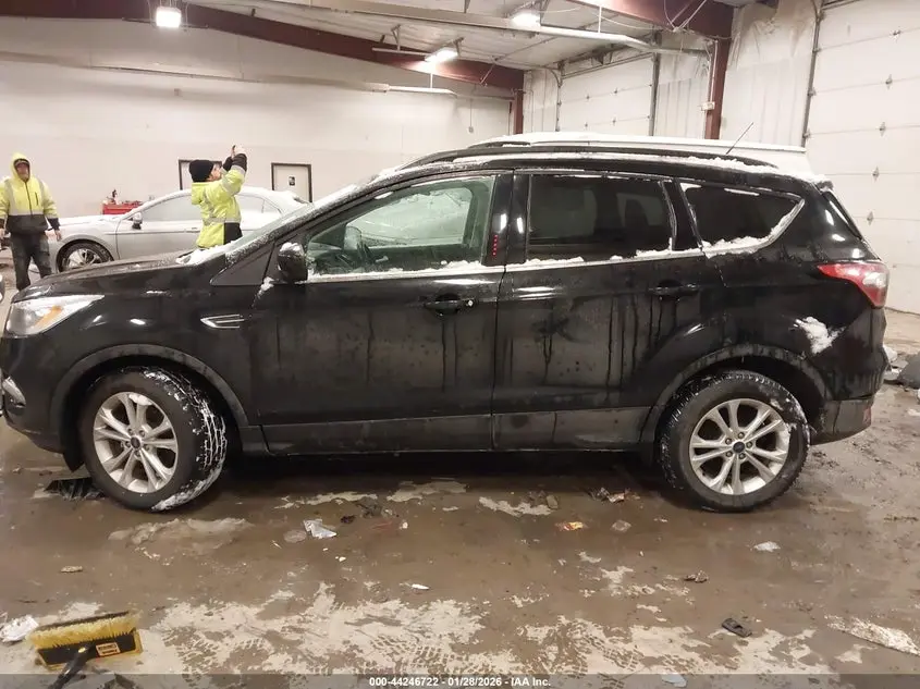 2018 FORD ESCAPE SEL