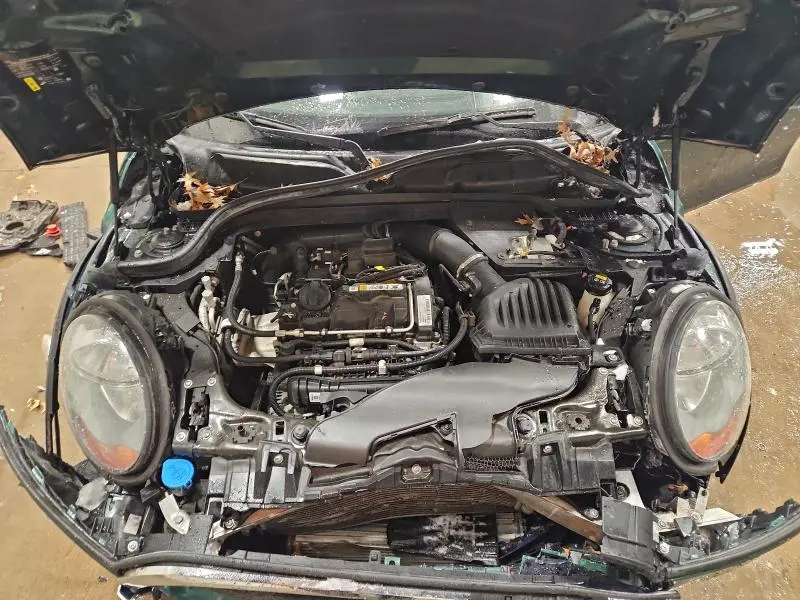 2018 MINI COOPER   