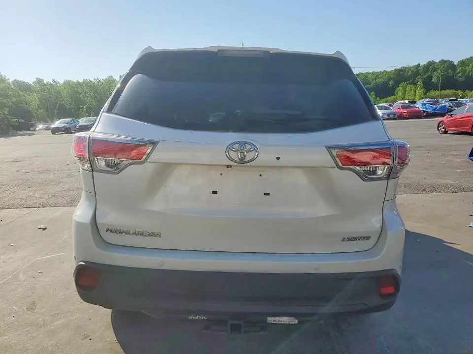 2016 TOYOTA HIGHLANDER LIMITED  