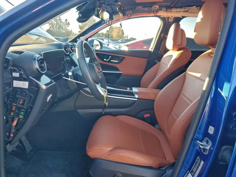 2023 MERCEDES-BENZ GLC 300  