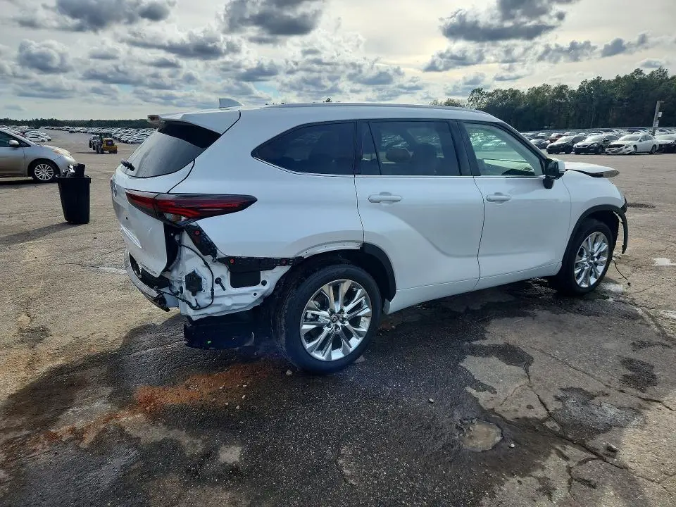2025 TOYOTA HIGHLANDER LIMITED  