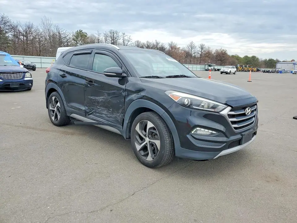 2017 HYUNDAI TUCSON SPORT  