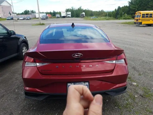 2022 HYUNDAI ELANTRA SEL  