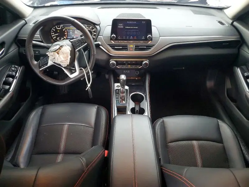 2024 NISSAN ALTIMA SR  