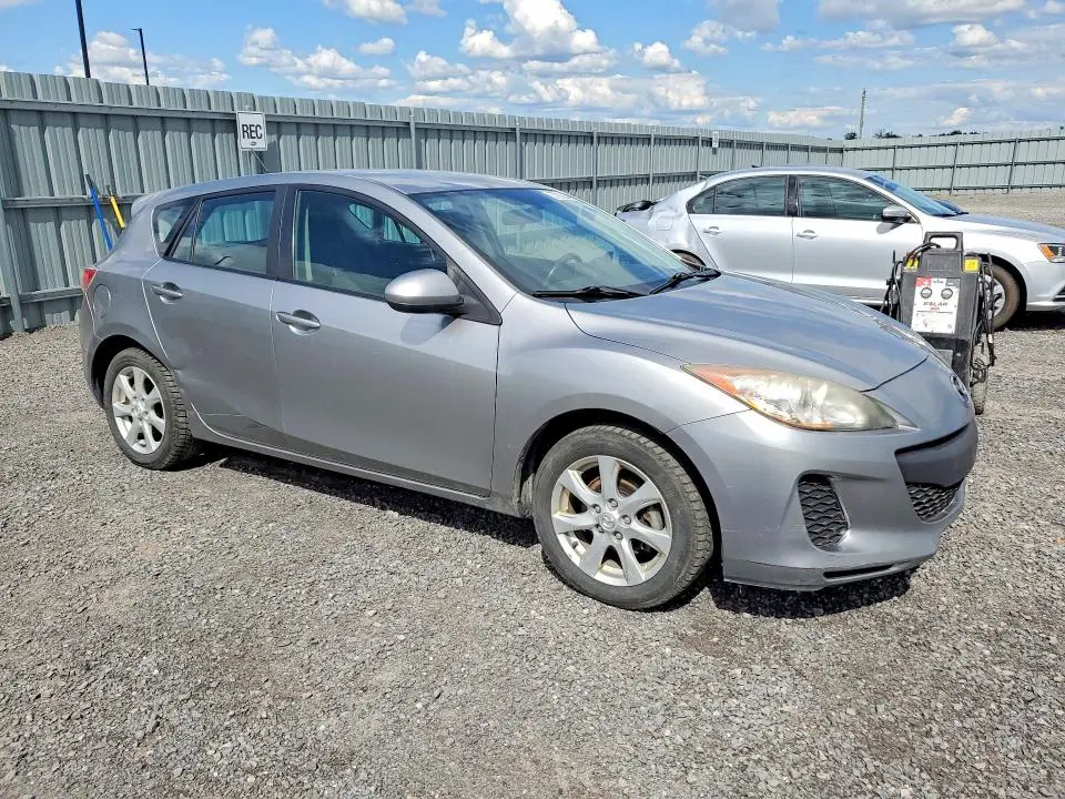 2013 MAZDA 3 I  