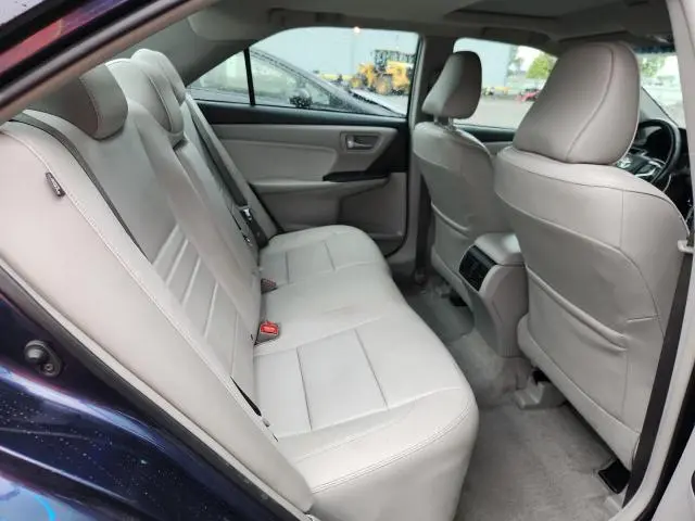 2016 TOYOTA CAMRY LE  