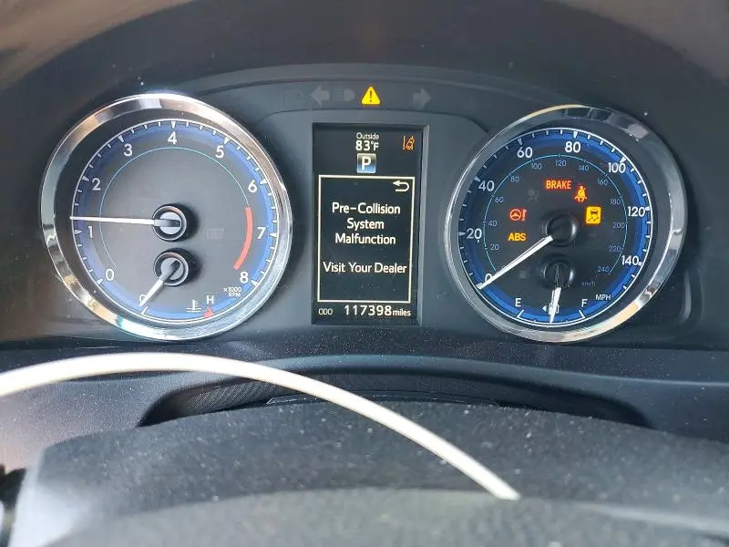 2017 TOYOTA COROLLA XLE  