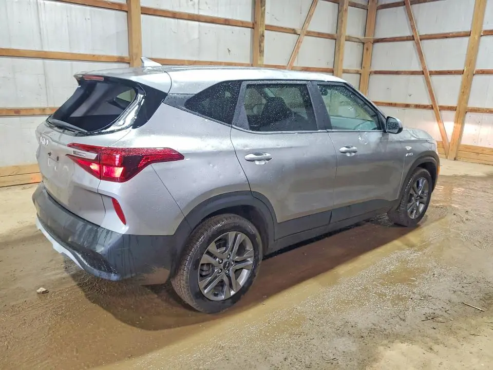 2023 KIA SELTOS LX  