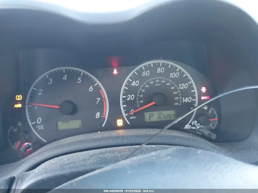 2011 TOYOTA COROLLA LE