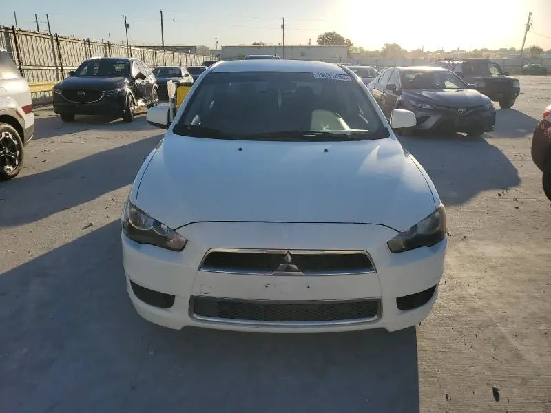 2013 MITSUBISHI LANCER SE