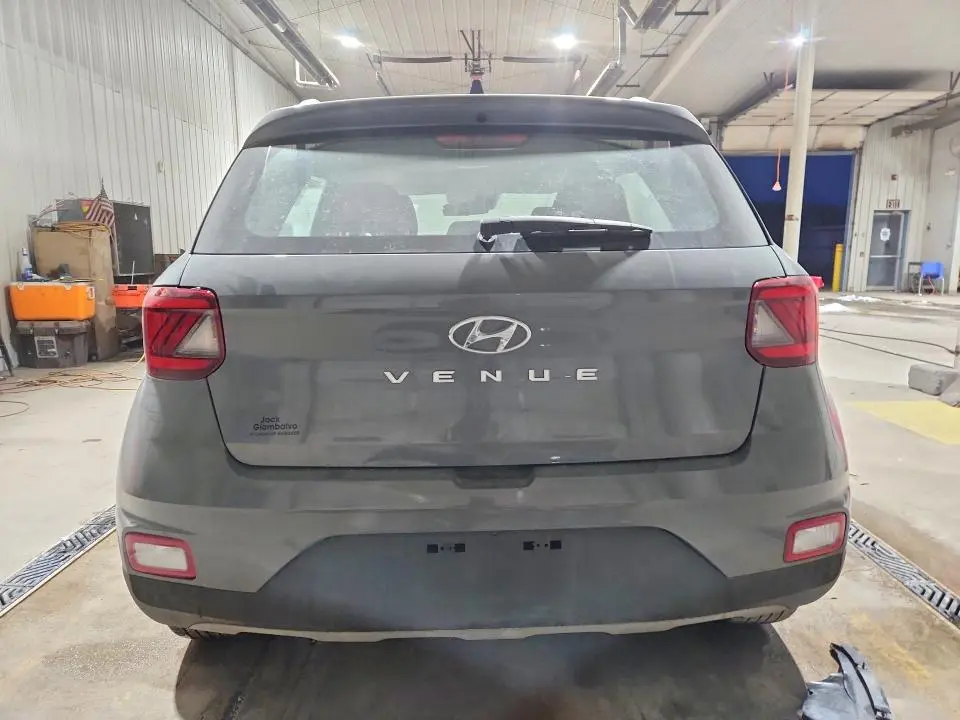 2022 HYUNDAI VENUE SEL  