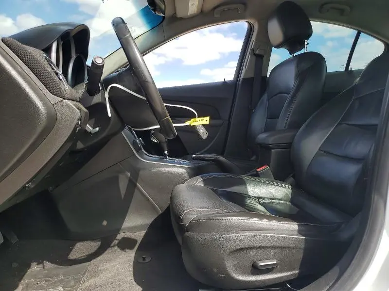 2012 CHEVROLET CRUZE LT  