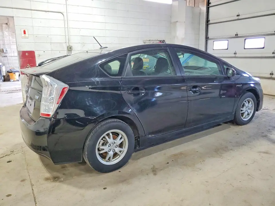 2010 TOYOTA PRIUS II  