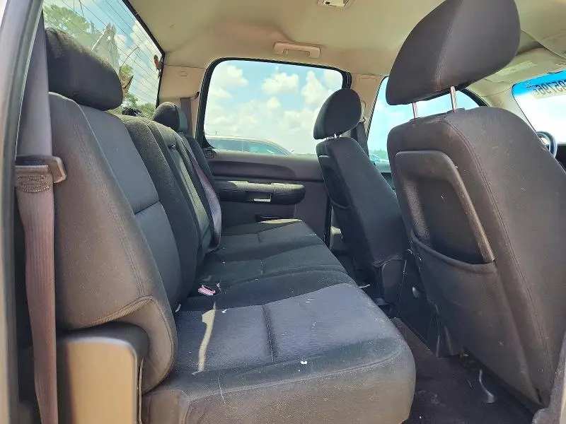 2010 CHEVROLET SILVERADO C1500 LT  