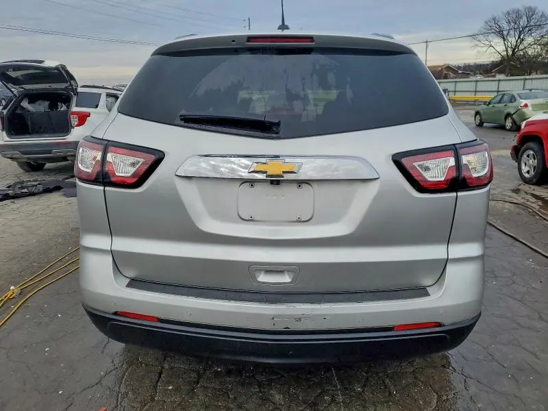 2017 CHEVROLET TRAVERSE LT  