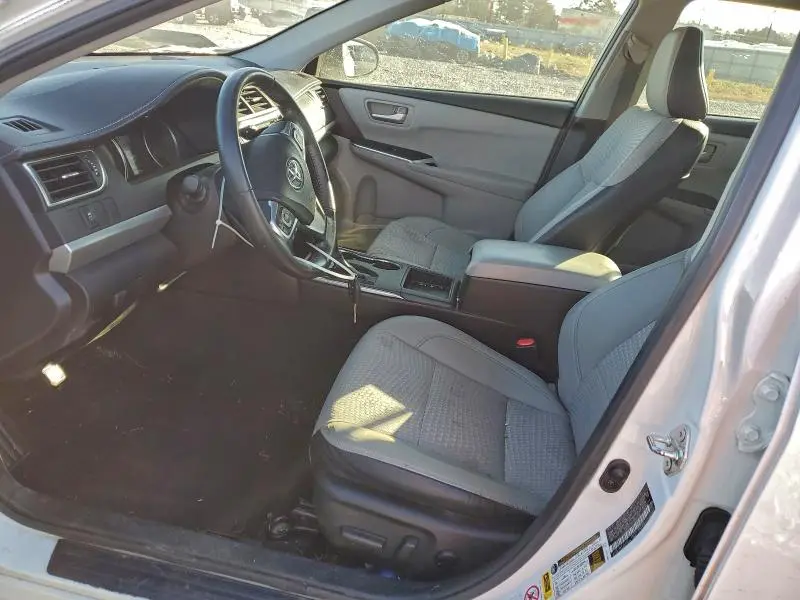 2015 TOYOTA CAMRY LE  