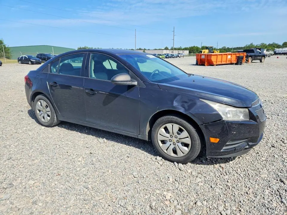 2014 CHEVROLET CRUZE LS  