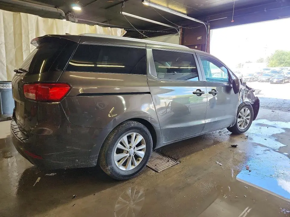 2016 KIA SEDONA LX  