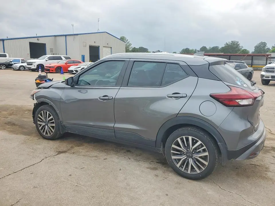 2023 NISSAN KICKS SV  