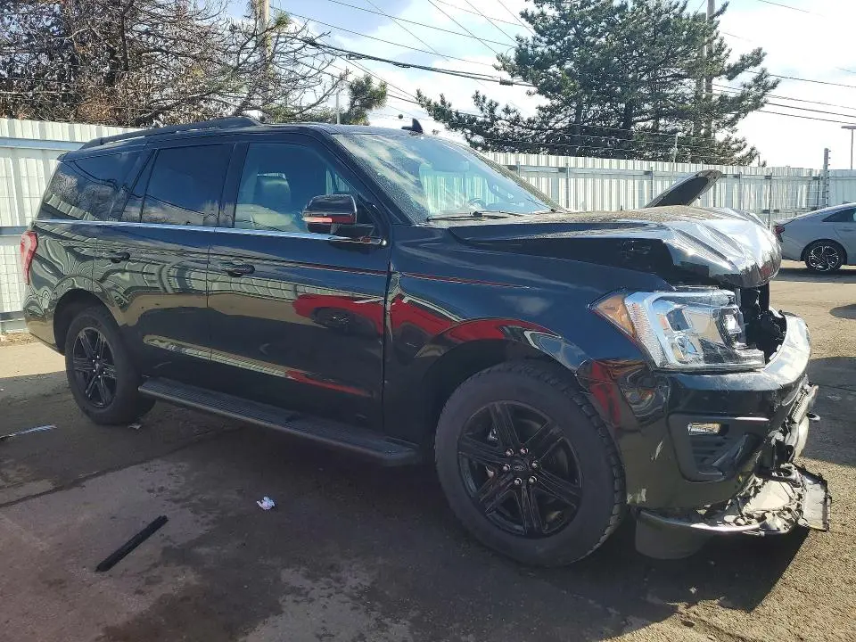 2020 FORD EXPEDITION XLT  