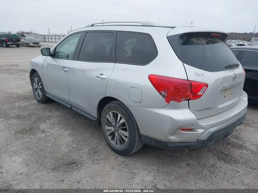 2019 NISSAN PATHFINDER SV