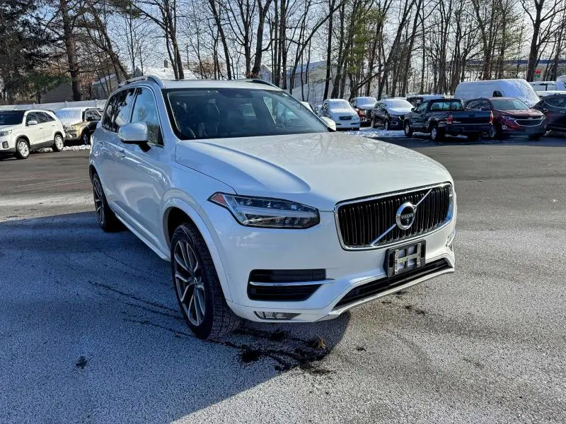 2018 VOLVO XC90 T5  