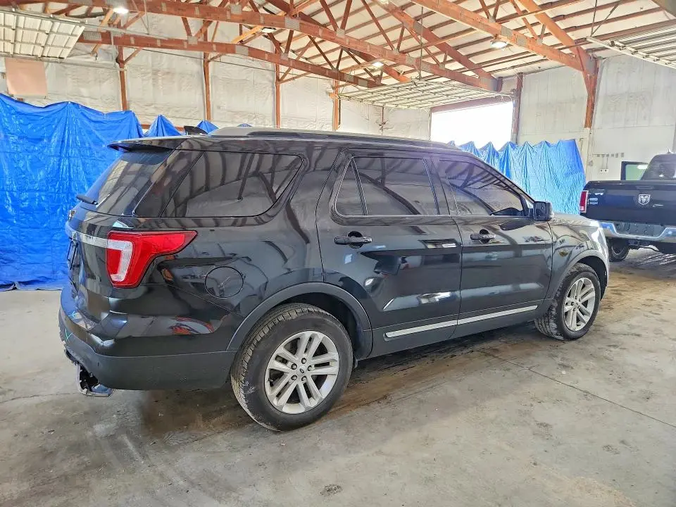 2017 FORD EXPLORER XLT  