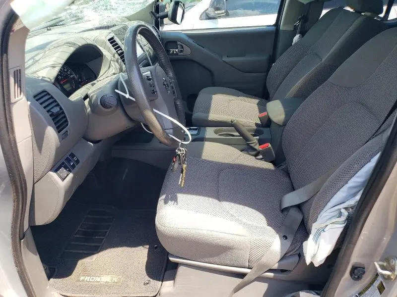 2019 NISSAN FRONTIER SV  