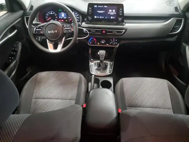 2023 KIA SELTOS LX  