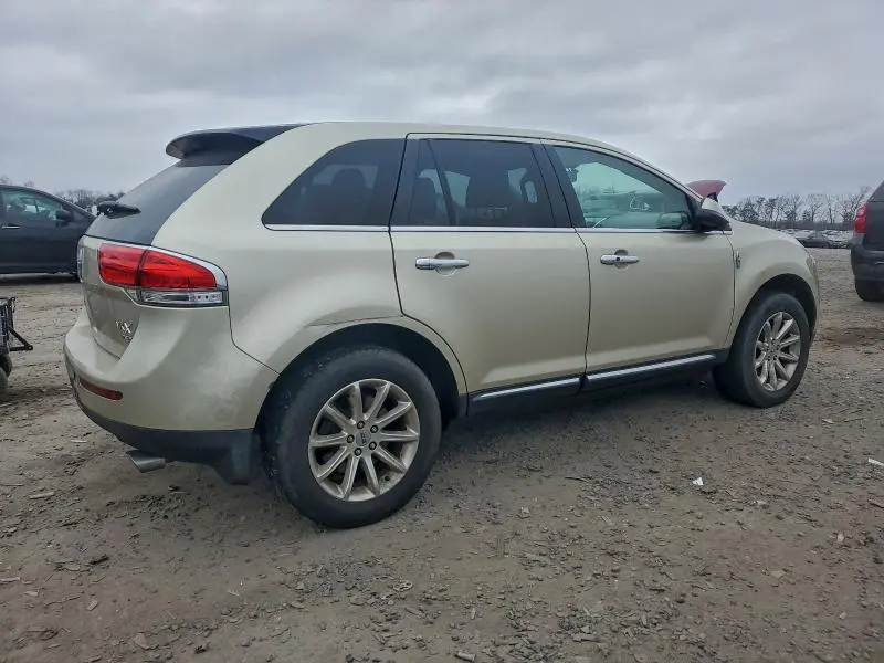 2011 LINCOLN MKX   