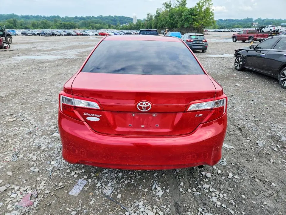 2014 TOYOTA CAMRY LE  