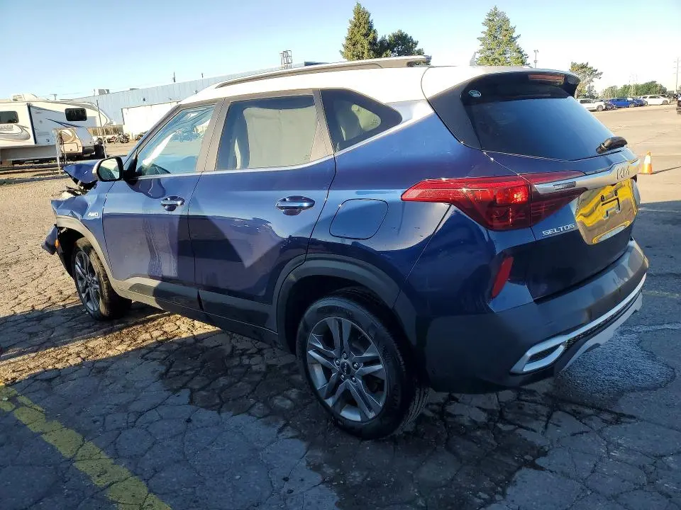 2022 KIA SELTOS S  