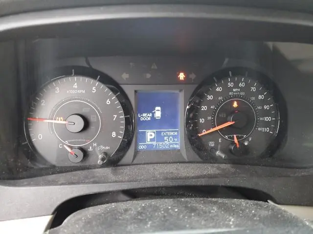 2015 TOYOTA SIENNA LE  