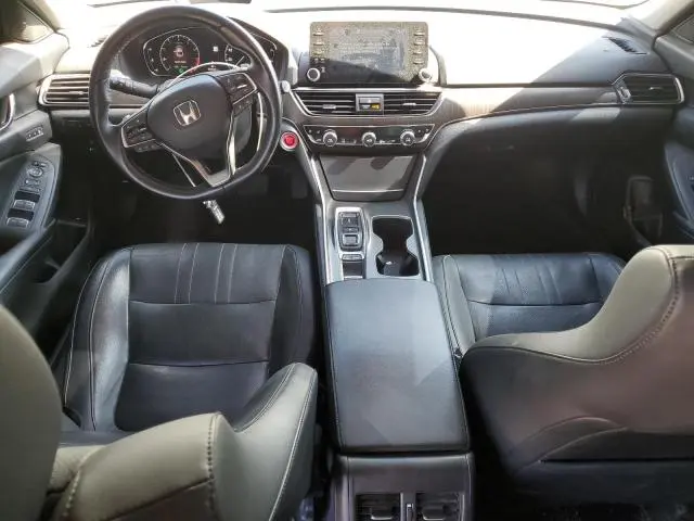2018 HONDA ACCORD TOURING  