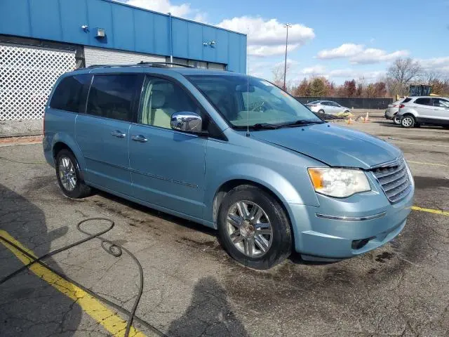 2010 CHRYSLER TOWN & COUNTRY LIMITED  