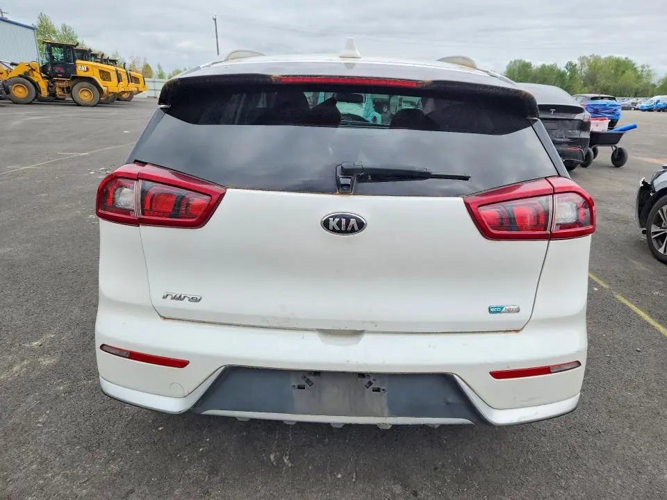 2019 KIA NIRO LX  