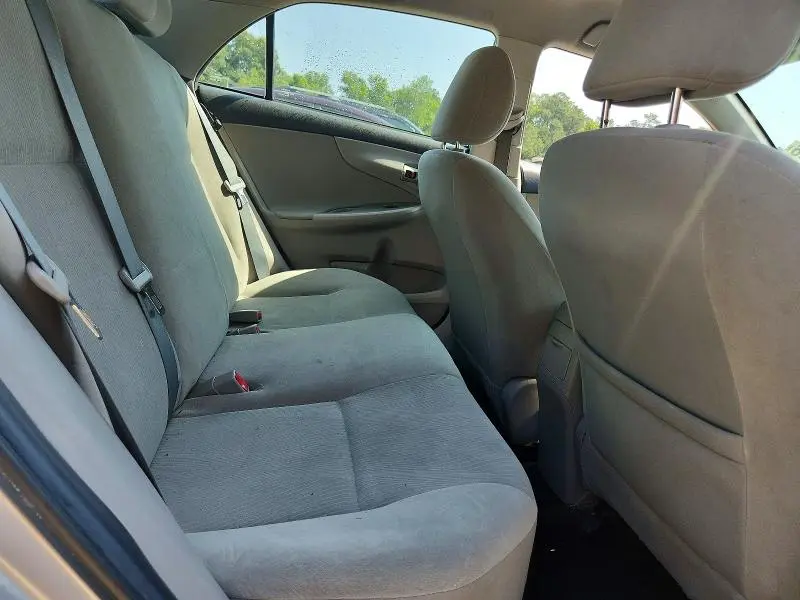 2012 TOYOTA COROLLA LE  