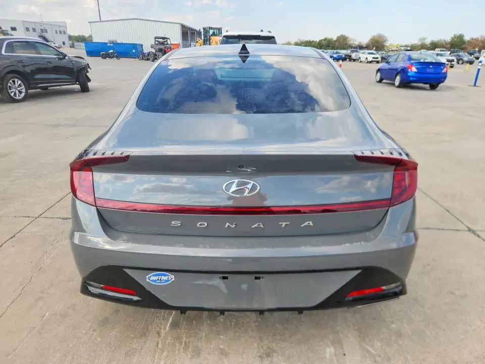 2021 HYUNDAI SONATA SEL  