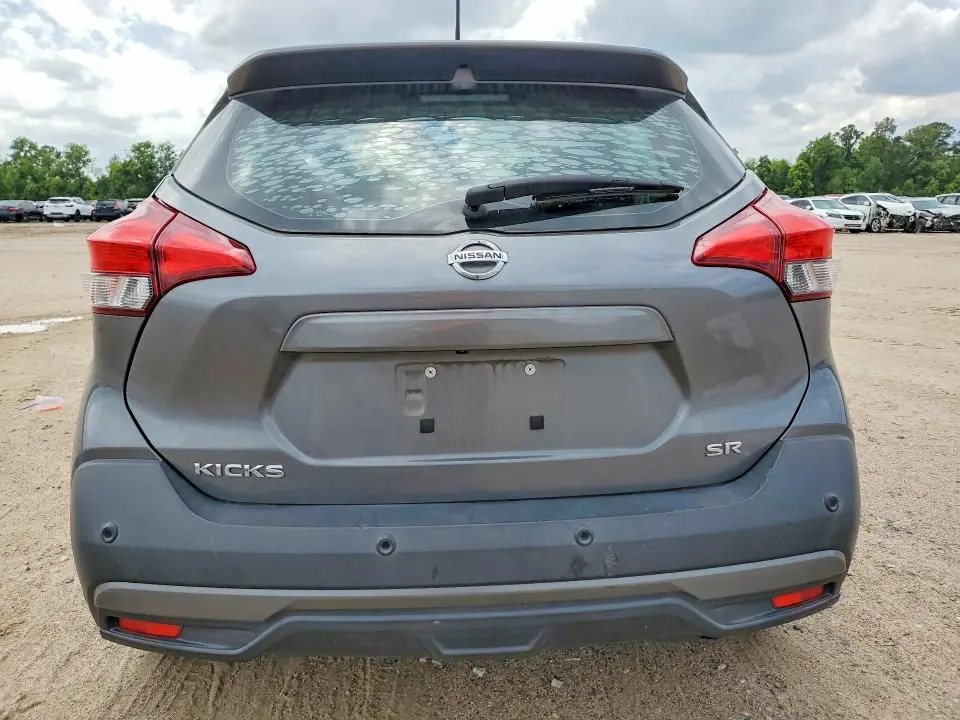 2020 NISSAN KICKS SR  