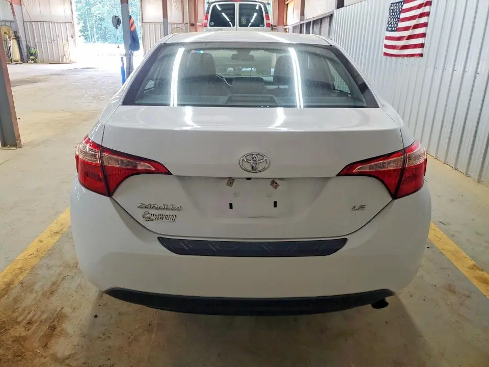 2018 TOYOTA COROLLA LE  