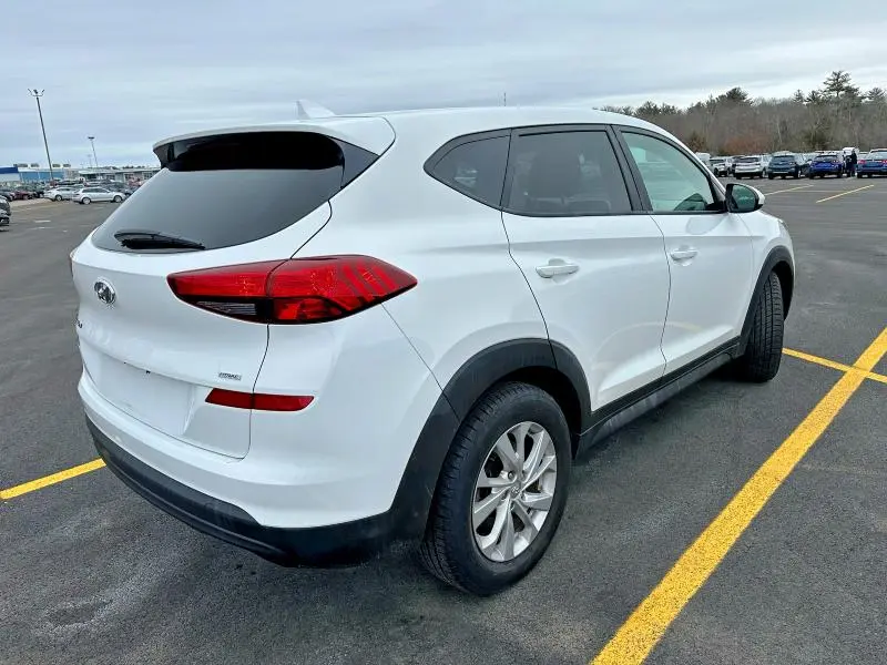 2019 HYUNDAI TUCSON SE  