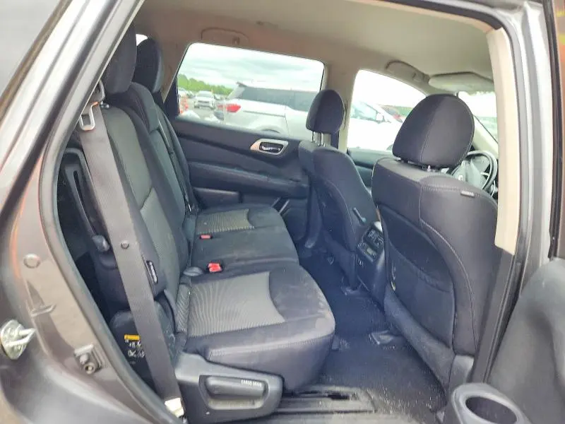 2019 NISSAN PATHFINDER SV  