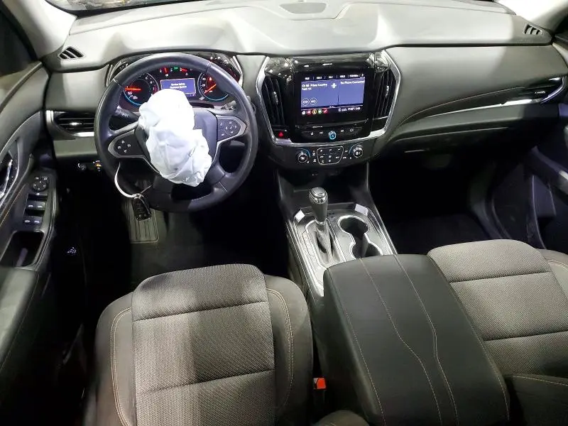 2020 CHEVROLET TRAVERSE LT  