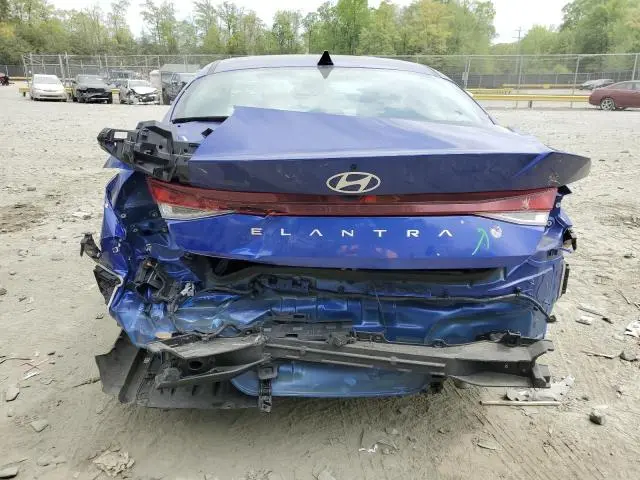 2024 HYUNDAI ELANTRA SE