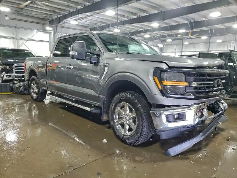 2024 FORD F150 XLT  